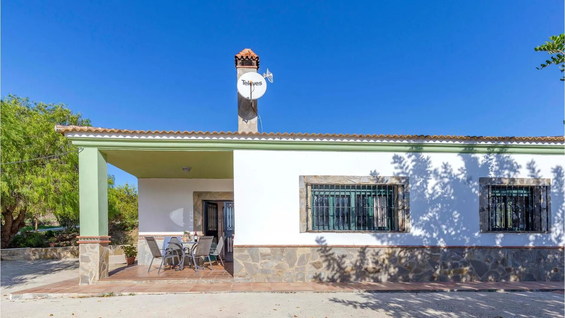 Stunning Home In Ubrique With Kitchen